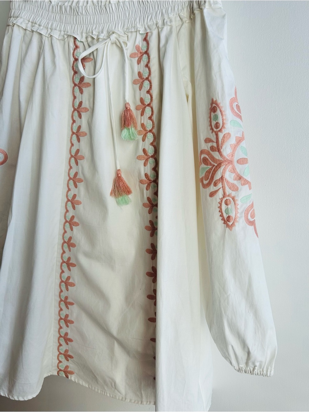 NWT Off-Shoulder Embroidered Tunic Dress - Picture 4 of 10